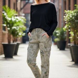 FP TOP & ANTRO PANTS